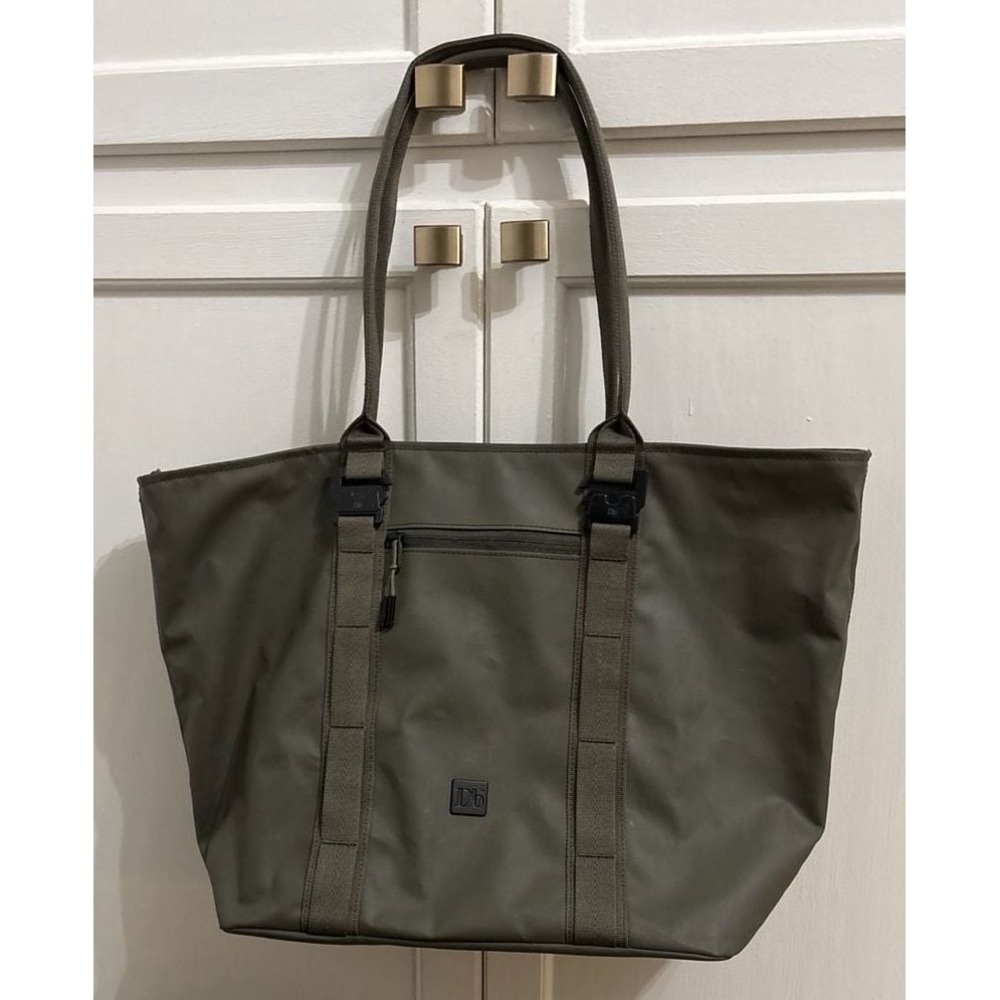 Db Essential Tote 25L Moss Green Bag